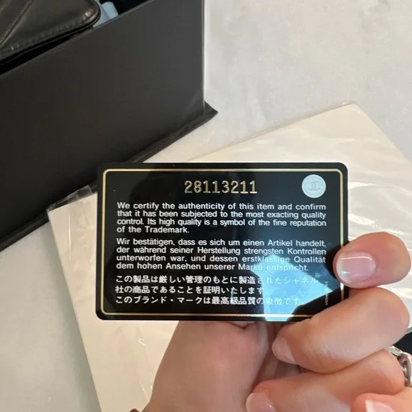 Authentic Chanel medium flapbag - like new with all accessories! - Picture 4 of 13